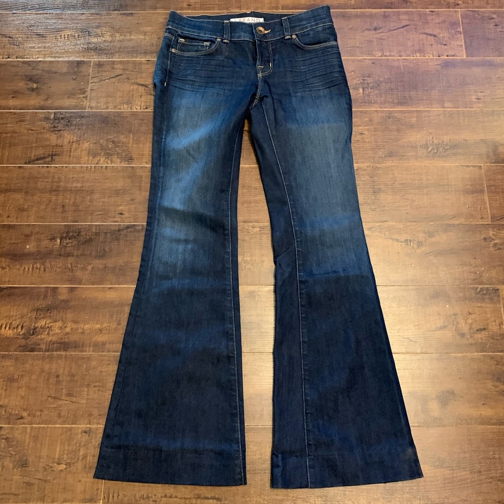 J BRAND women’s denim “LOVESTORY”